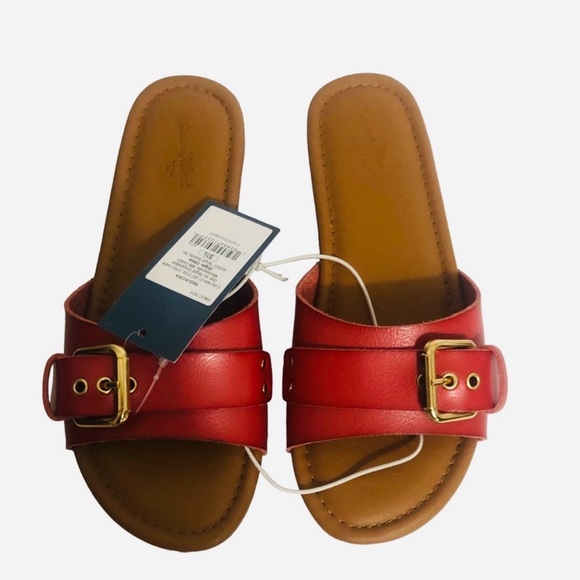 NWT Universal Thread Kora flats-comfy, casual, and bright! Red Sandals. Sz 5.5. - Picture 4 of 4